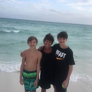 Meet your Posher, Debbie